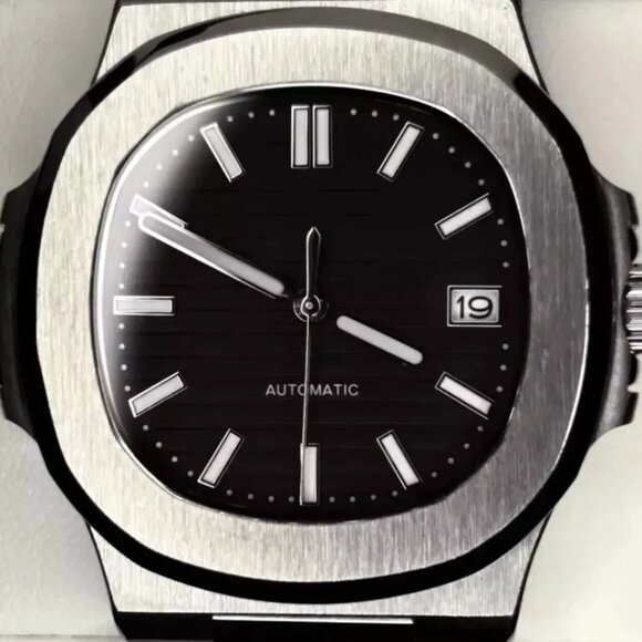 Black Dial Seiko "Nautilus" Mod W/ NH35 Automatic Movement Silver Bezel 41 mm - Picture 1 of 7